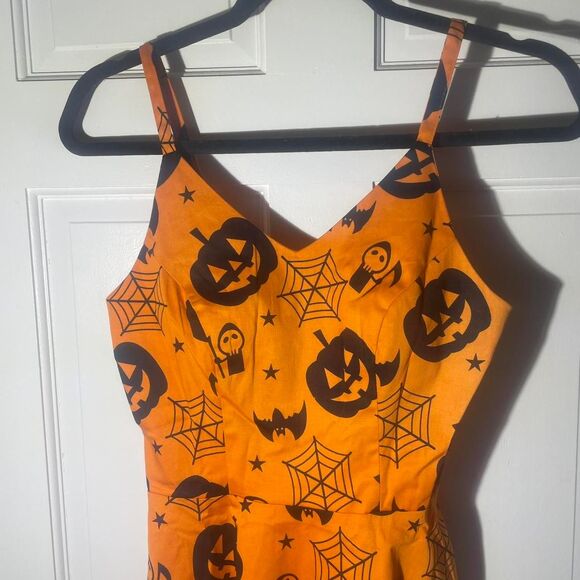 NWOT Women's Halloween Dress Orange Black Dress Pumpkin Spiderweb Mini Goobgs - Picture 3 of 9